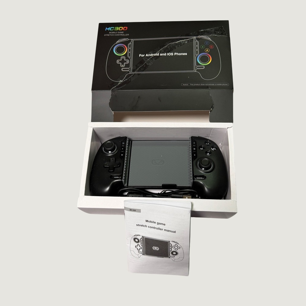 MC300 Mobile Game Stretch Controller Black RGB Hall Effect iOS Android Bluetooth